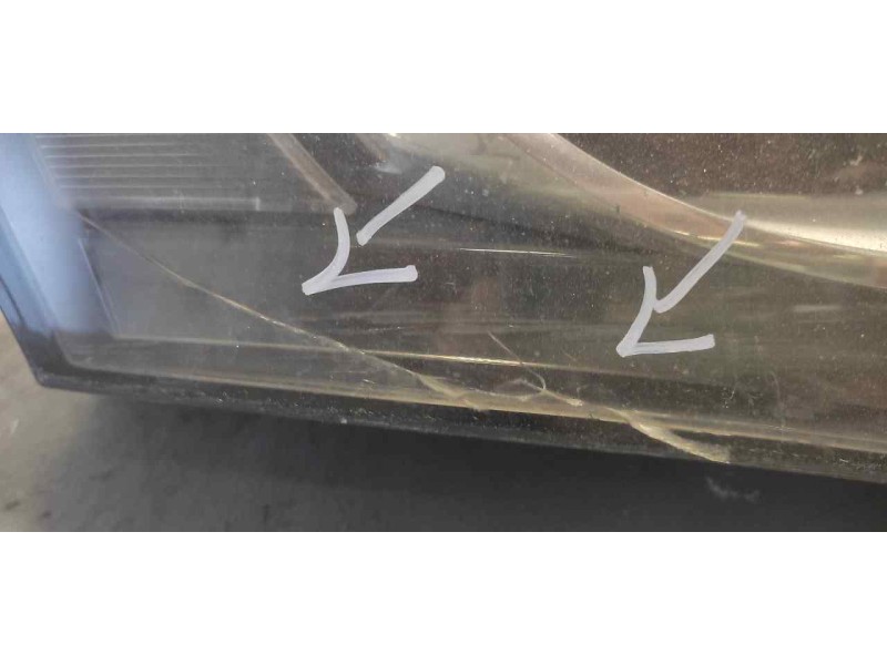 Recambio de faro derecho para audi a4 ber. (b8) básico referencia OEM IAM 8K0941004 10 PINS 