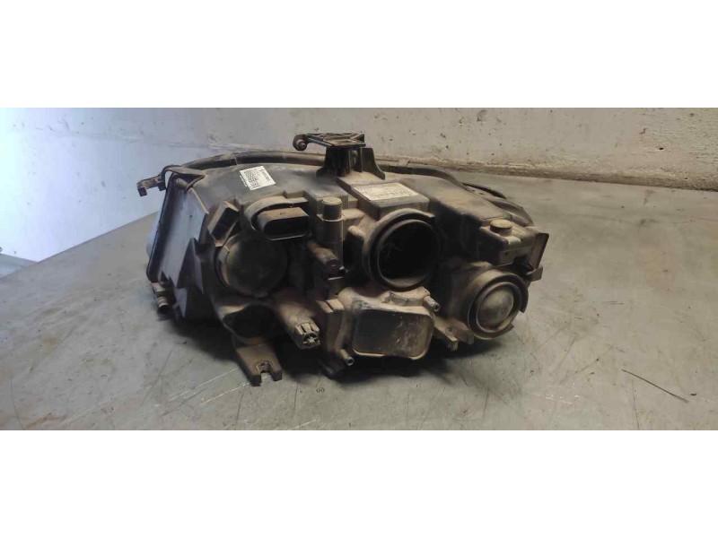 Recambio de faro derecho para audi a4 ber. (b8) básico referencia OEM IAM 8K0941004 10 PINS 