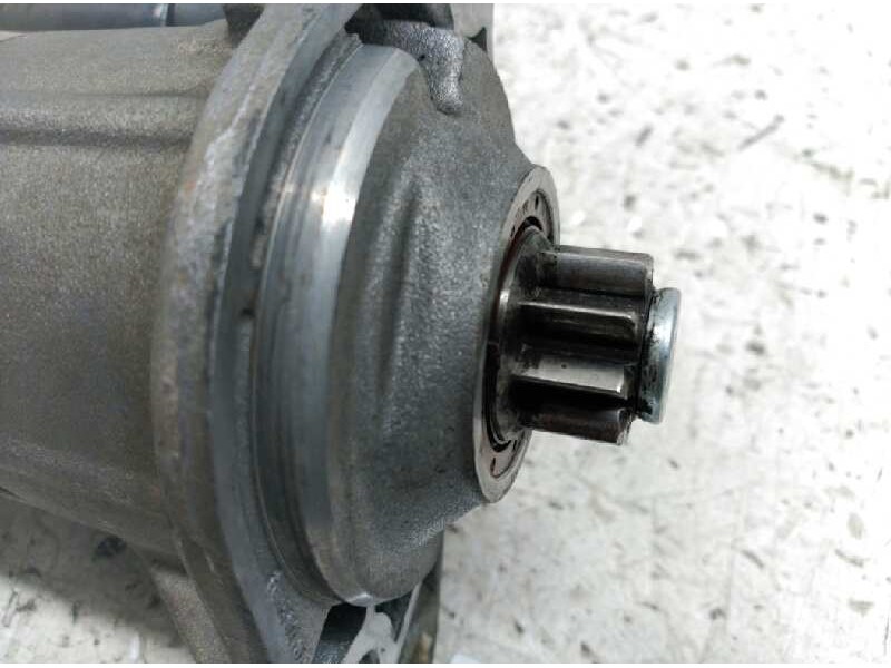 Recambio de motor arranque para seat leon (1m1) stella referencia OEM IAM 020911023 9 DIENTES 