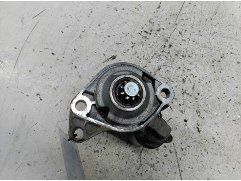 Recambio de motor arranque para seat leon (1m1) stella referencia OEM IAM 020911023 9 DIENTES 