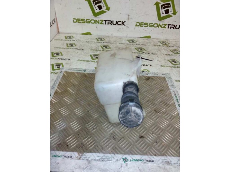 Recambio de deposito limpia para nissan trucks l-90.150 referencia OEM IAM   