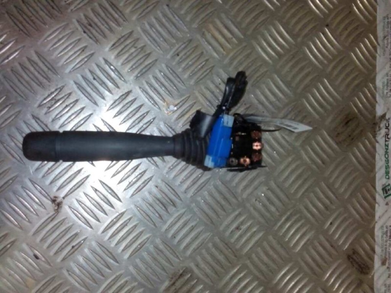 Recambio de mando intermitentes para nissan trucks l-90.150 referencia OEM IAM   