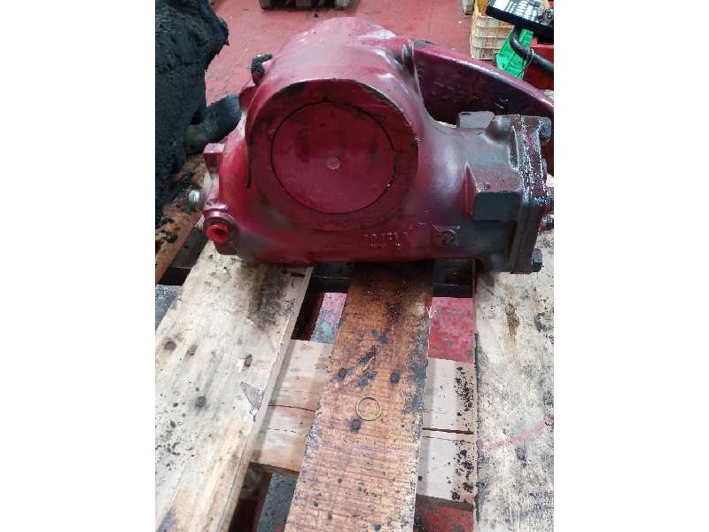 Recambio de caja direccion para iveco eurocargo referencia OEM IAM 8098955183  