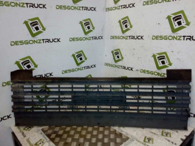 Recambio de rejilla delantera central para nissan trucks l-90.150 referencia OEM IAM   