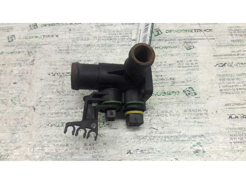 Recambio de termostato para volkswagen golf iii berlina (1h1) cl referencia OEM IAM 037121133F  