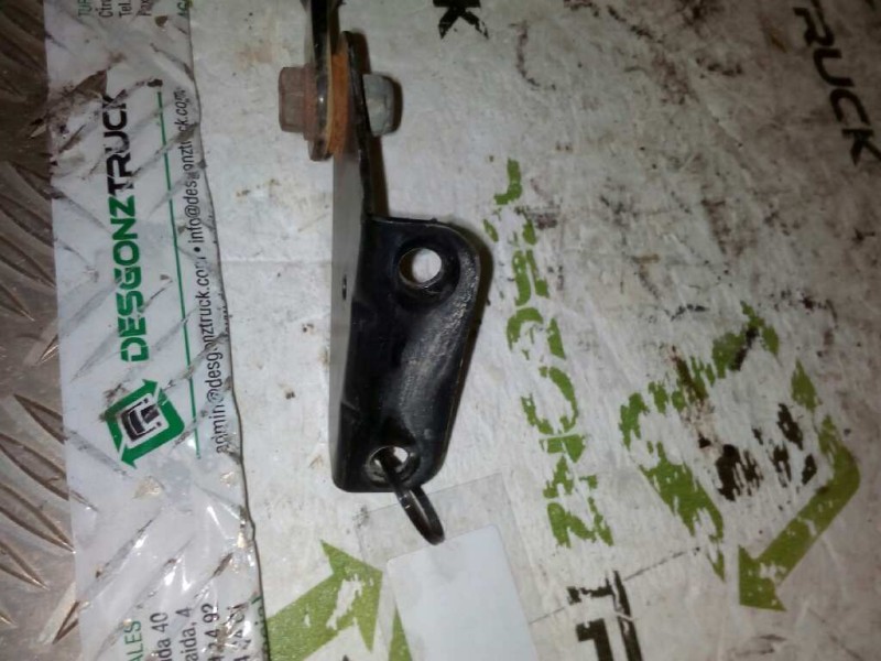 Recambio de brazo retrovisor derecho para nissan trucks l-90.150 referencia OEM IAM   