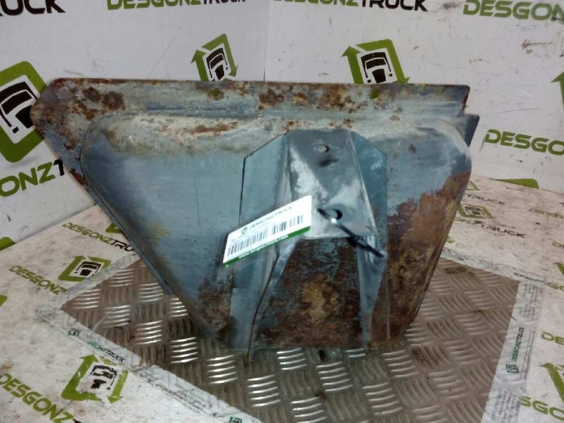 Recambio de peldaño izquierdo para nissan trucks l-90.150 referencia OEM IAM   