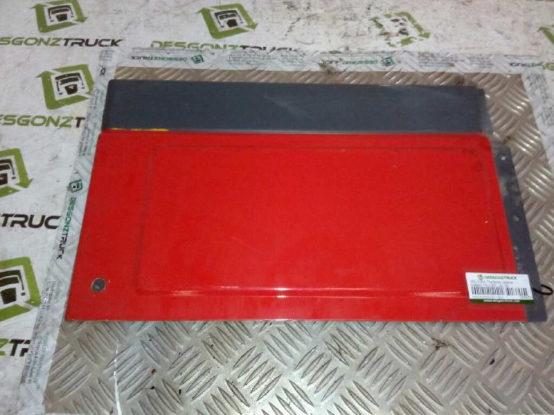 Recambio de moldura trasera cabina para nissan trucks l-90.150 referencia OEM IAM DERECHA  