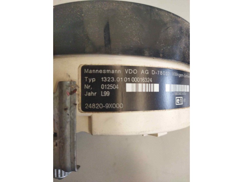 Recambio de cuadro instrumentos para nissan trucks atleon 140 referencia OEM IAM 248209X000 13230101 VELOCIMETRO