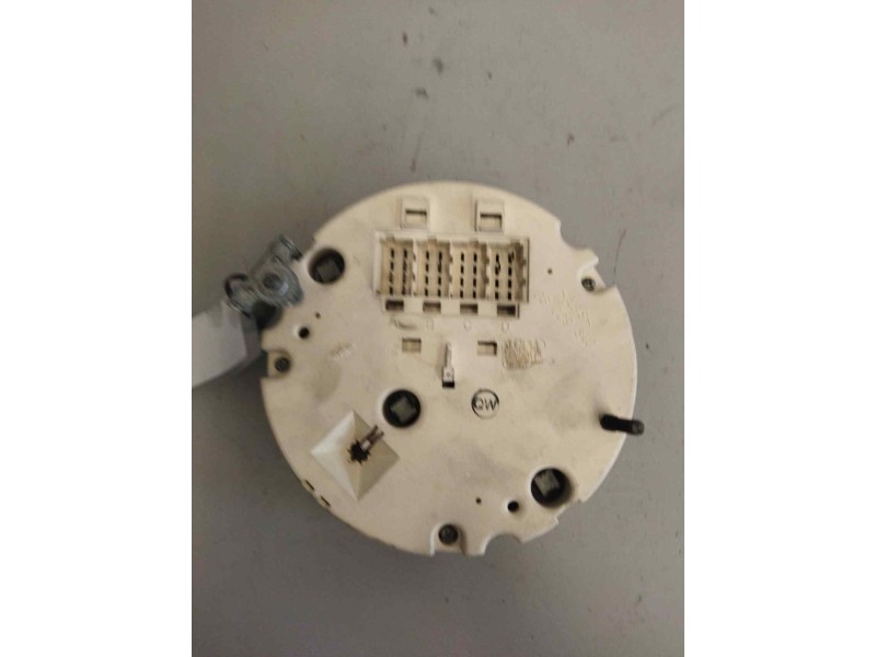 Recambio de cuadro instrumentos para nissan trucks atleon 140 referencia OEM IAM 248209X000 13230101 VELOCIMETRO
