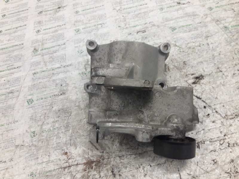 Recambio de soporte alternador para kia carens 2.0 crdi ex monovolumen referencia OEM IAM   