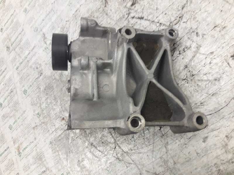 Recambio de soporte alternador para kia carens 2.0 crdi ex monovolumen referencia OEM IAM   