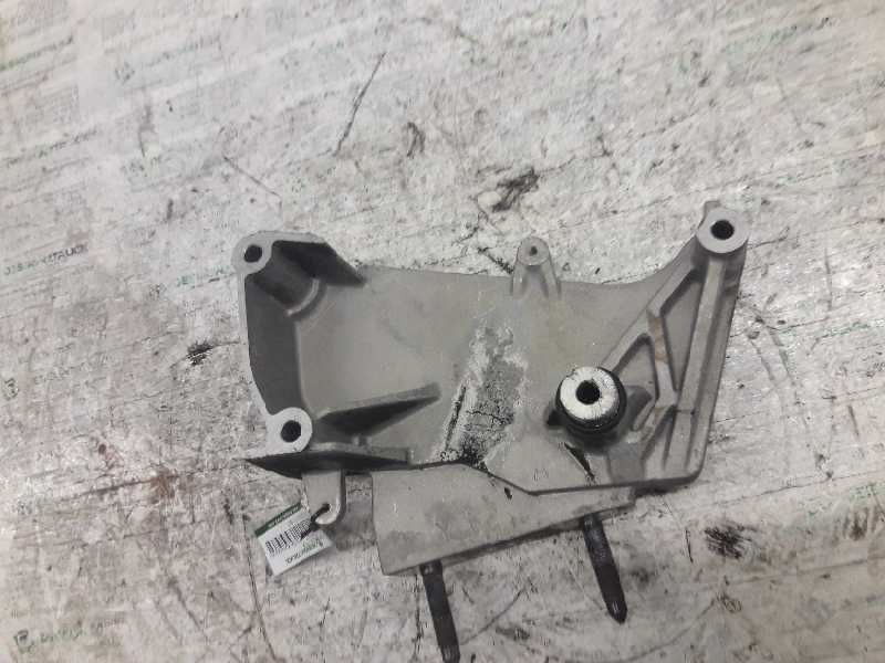 Recambio de soporte motor para kia carens 2.0 crdi ex monovolumen referencia OEM IAM   