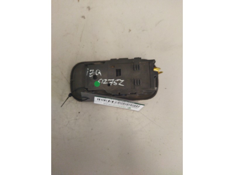 Recambio de maneta interior delantera izquierda para nissan trucks atleon 140 referencia OEM IAM   