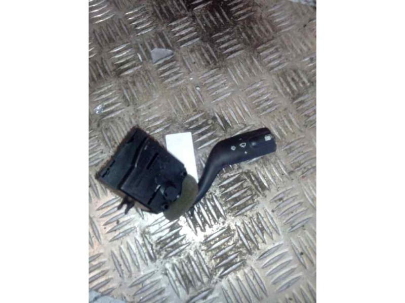 Recambio de mando limpia para renault magnum ab 2005 12.8 diesel referencia OEM IAM 5010589991 501058589991 