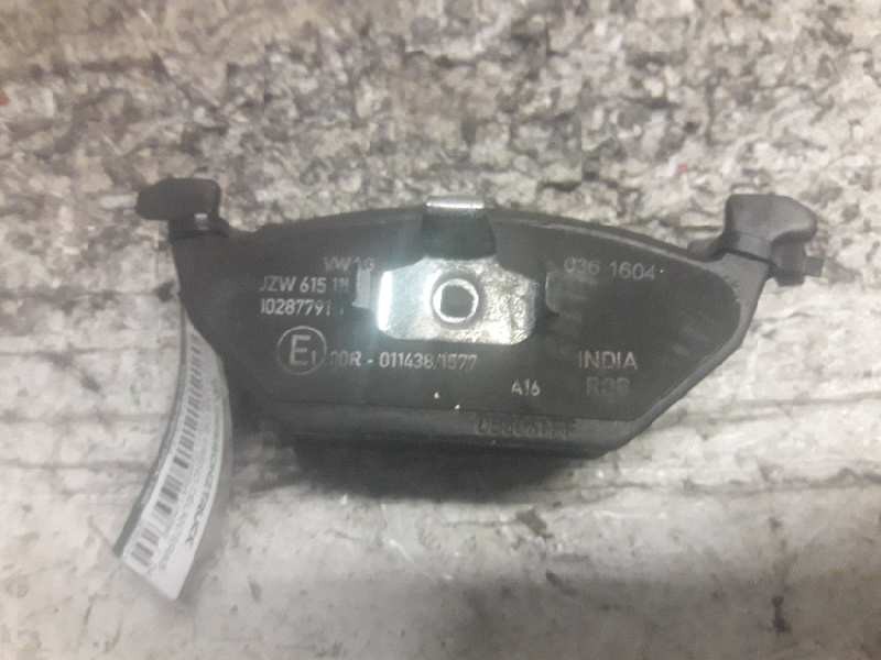 Recambio de pastillas de freno delanteras para seat leon (1p1) comfort limited referencia OEM IAM 90R0114381577 DERECHA 