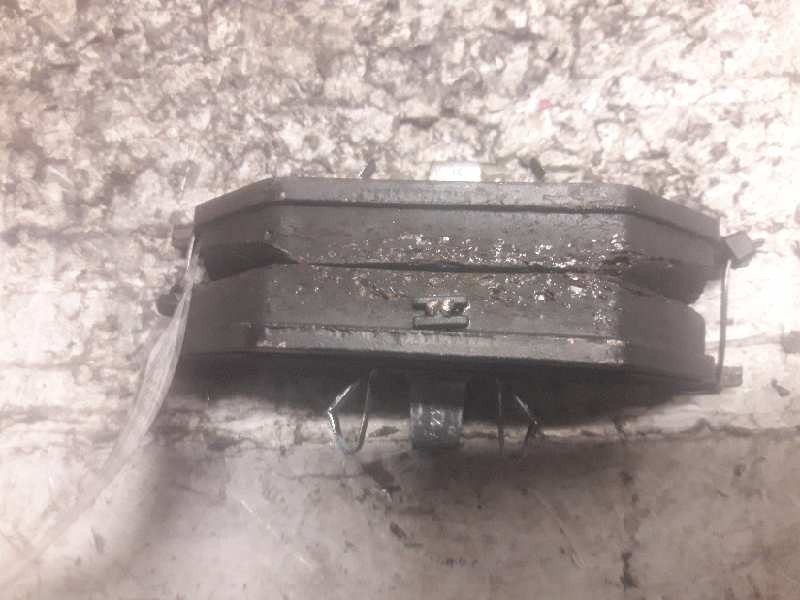 Recambio de pastillas de freno delanteras para seat leon (1p1) comfort limited referencia OEM IAM 90R0114381577 DERECHA 