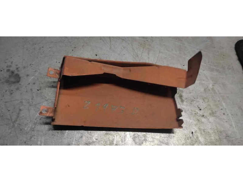 Recambio de molduras traseras para volkswagen t4 transporter/furgoneta (mod. 1991) referencia OEM IAM   DERECHA