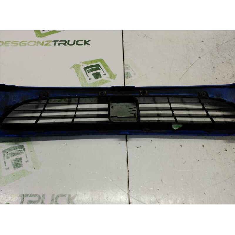 Recambio de rejilla delantera central para seat cordoba berlina (6k2) dream (1997) referencia OEM IAM 6K0854643  