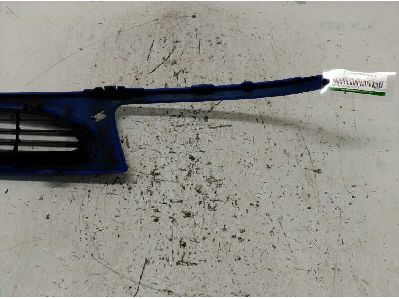 Recambio de rejilla delantera central para seat cordoba berlina (6k2) dream (1997) referencia OEM IAM 6K0854643  