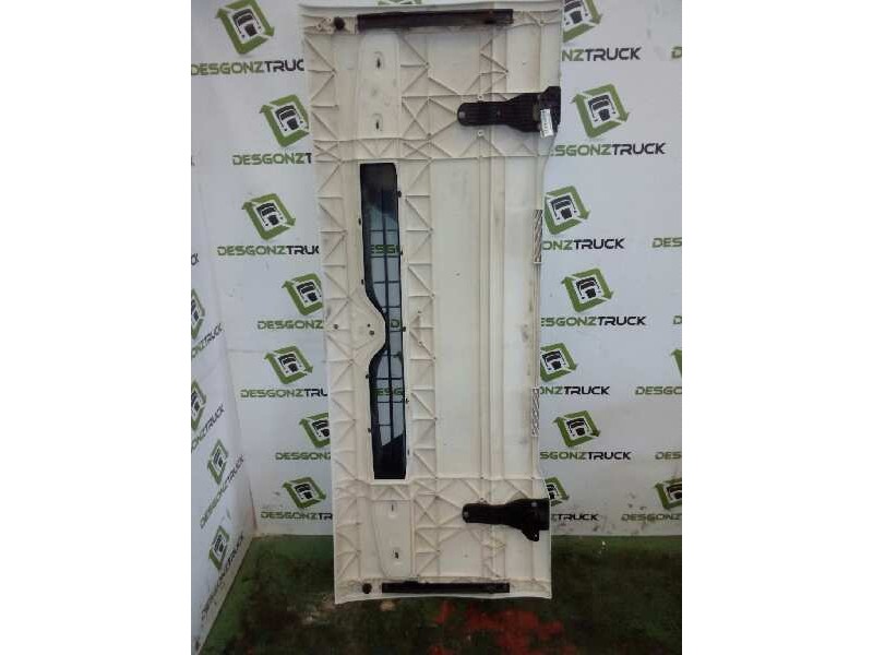 Recambio de calandra para renault midlum fg  xxx.16/c e3 cabina para dormir referencia OEM IAM 5010225454  