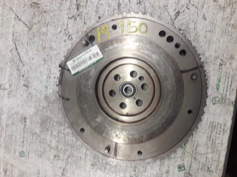 Recambio de volante motor para kia rio ipanema berlina referencia OEM IAM 4F04DE  