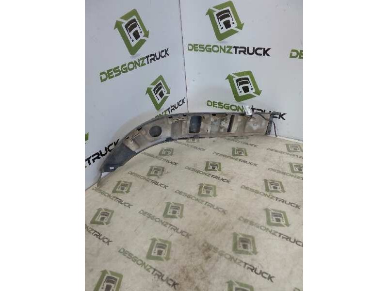 Recambio de paso rueda derecho para nissan cabstar 01.04  cabina simple cabina individual referencia OEM IAM   