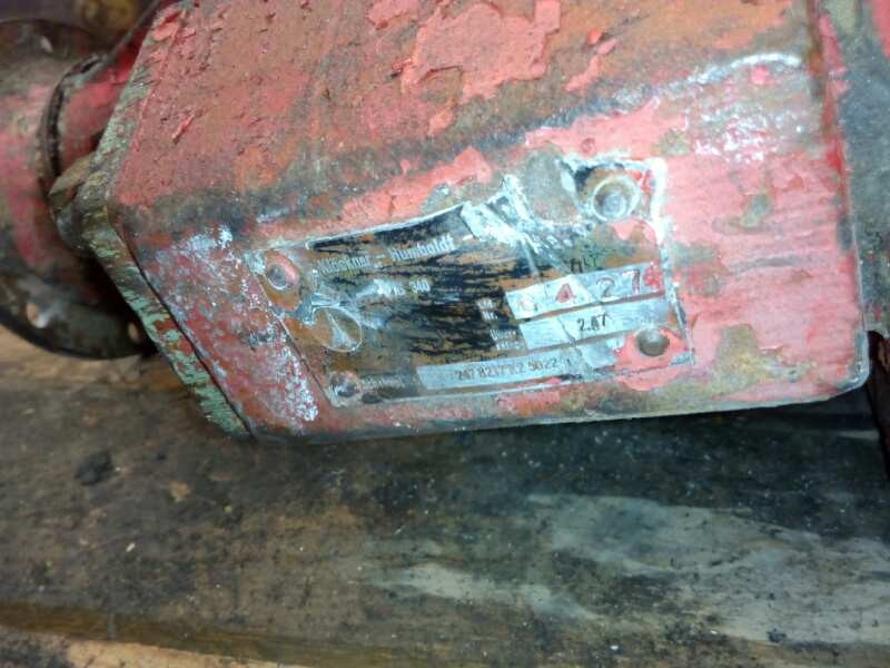 Recambio de grupo para iveco trucks p/pa 330-30 ah (306cv) referencia OEM IAM 6427 247B217KZ5022 2.47