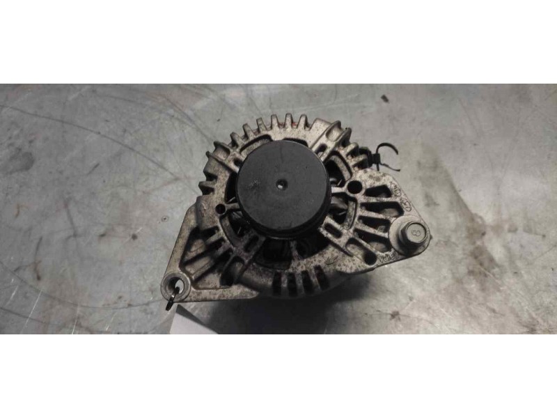 Recambio de alternador para hyundai accent (mc) gl referencia OEM IAM 373002A110  