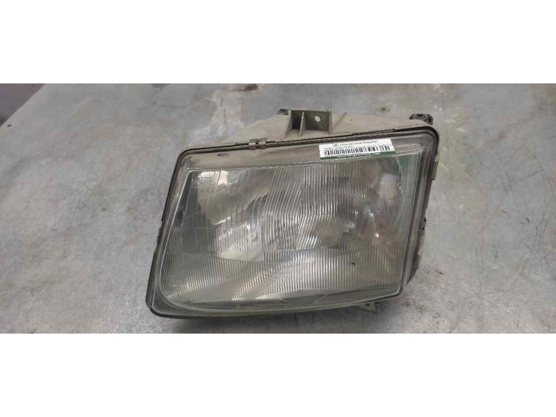 Recambio de faro izquierdo para mercedes-benz vito (w638) caja cerrada 2.0 cat referencia OEM IAM 6388201961  