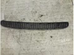 Recambio de rejilla delantera central para bmw serie 3 berlina (e46) 320d referencia OEM IAM 51137075312 CAPO 