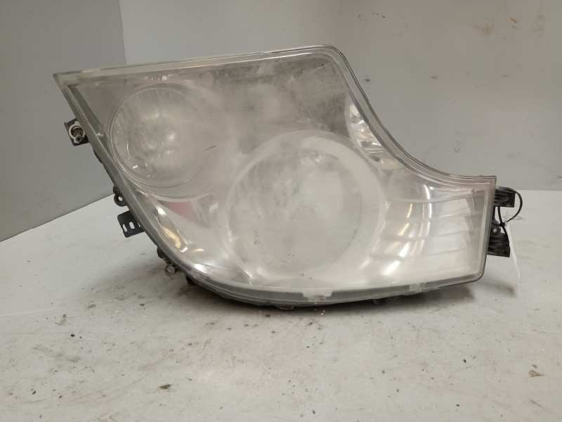 Recambio de faro derecho para mercedes-benz actros bm 963.xxx 2-achser referencia OEM IAM A9608200339  