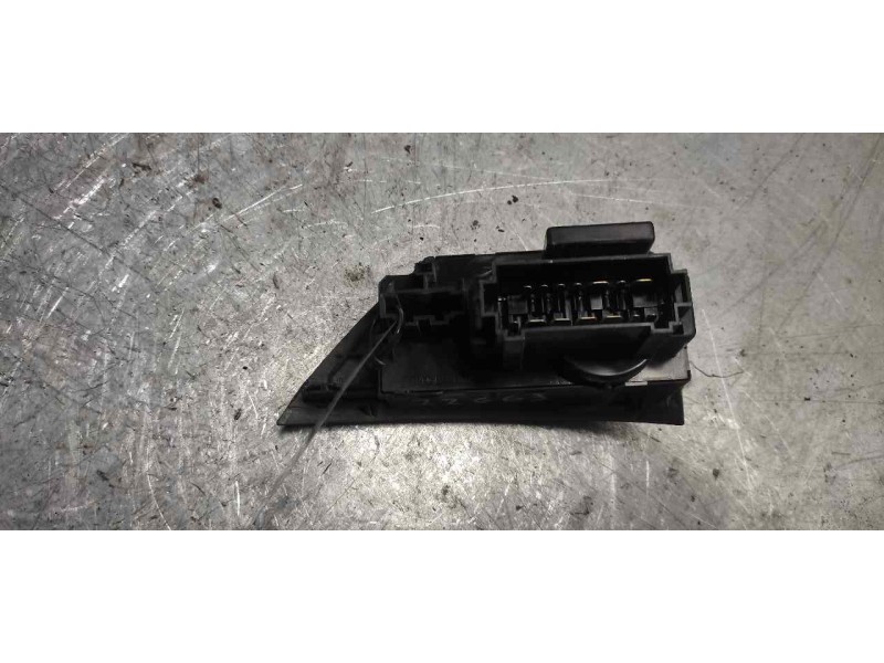 Recambio de mando luces para volkswagen polo berlina (6n1) air referencia OEM IAM 6N1941531H  