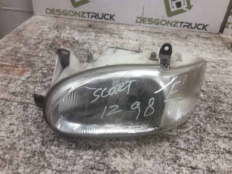 Recambio de faro izquierdo para ford escort berl./turnier atlanta berlina referencia OEM IAM   