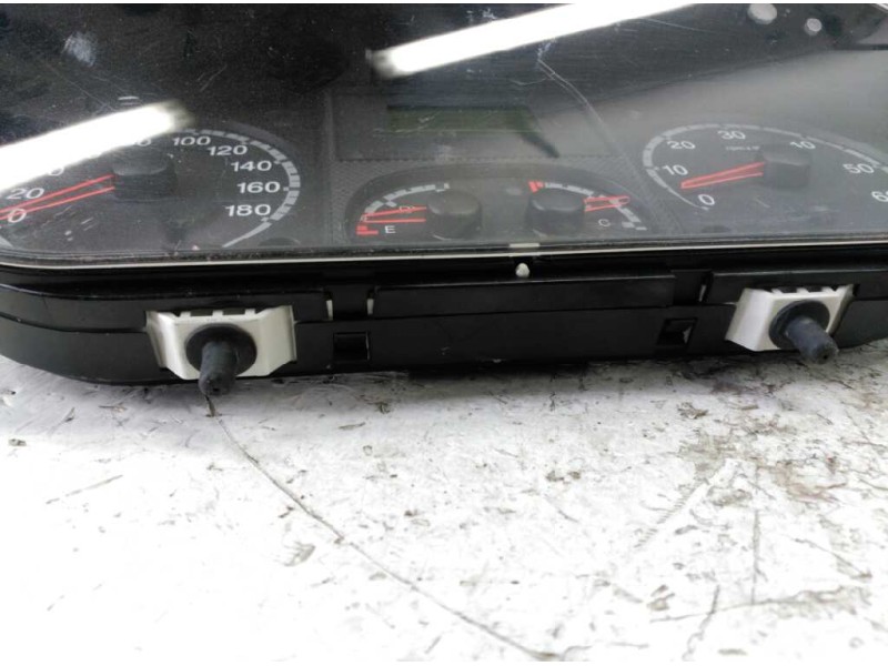 Recambio de cuadro instrumentos para peugeot boxer kombi (rs3000)(333) hdi luxus (330) referencia OEM IAM 555001210200 555001210
