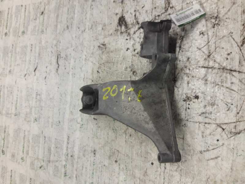 Recambio de soporte motor para bmw serie 3 berlina (e46) 320d referencia OEM IAM 6753225  