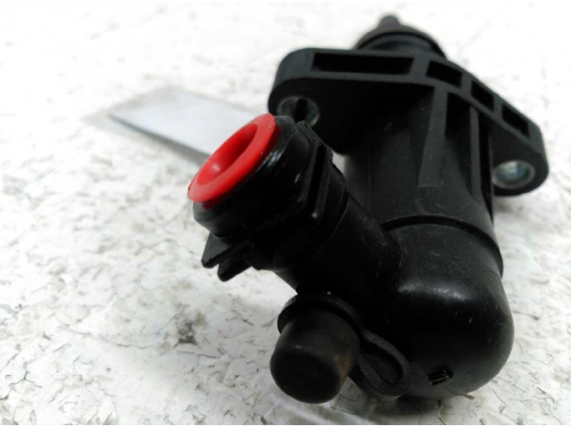 Recambio de bombin embrague para peugeot boxer kombi (rs3000)(333) hdi luxus (330) referencia OEM IAM 55199056  