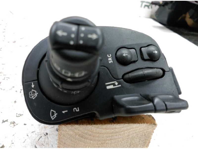 Recambio de mando limpia para renault scenic ii authentique referencia OEM IAM 8200127728  