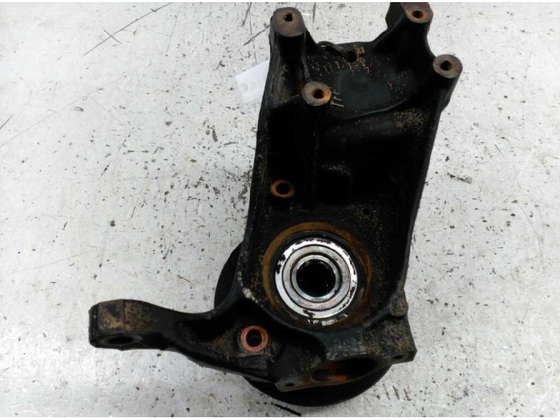 Recambio de mangueta delantera izquierda para renault trafic (desde 5.89) t 1100 referencia OEM IAM   