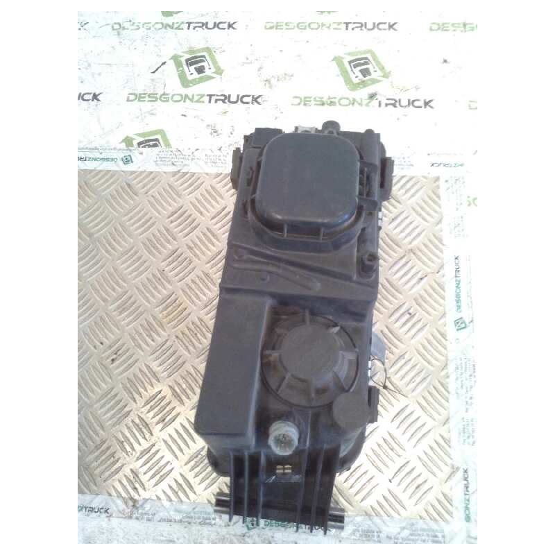 Recambio de faro izquierdo para man tg - a 18.xxx fg / bb   (e3/e4) xl referencia OEM IAM 81251016586  
