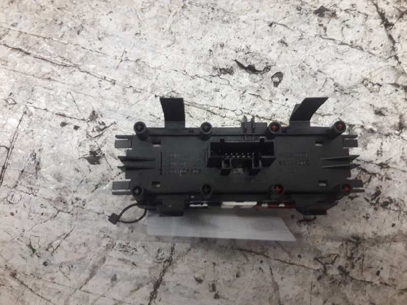 Recambio de warning para renault scenic ii authentique referencia OEM IAM 8200095493 8200109728 