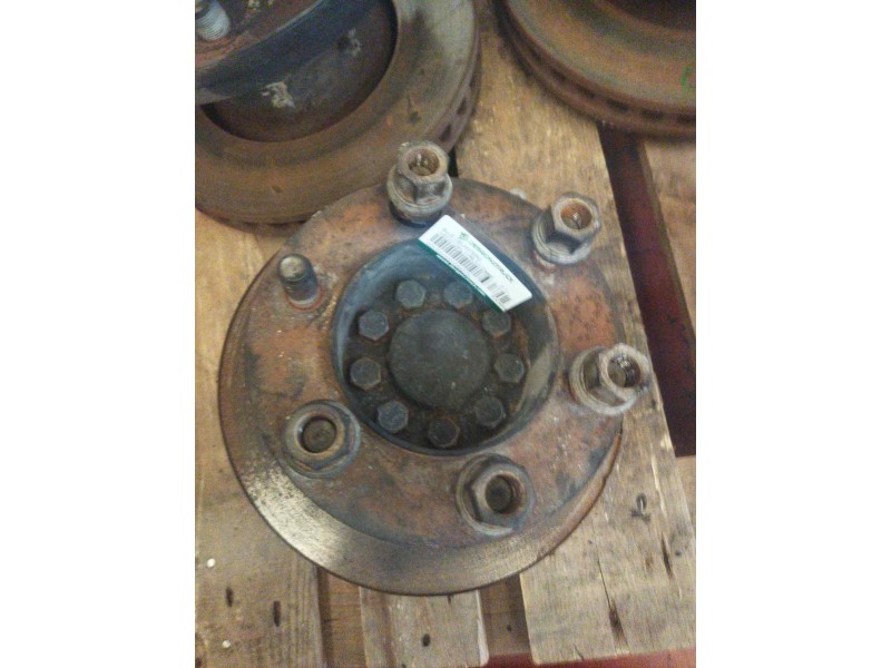 Recambio de buje delantero para iveco daily pr 3.0 diesel referencia OEM IAM 504366656  