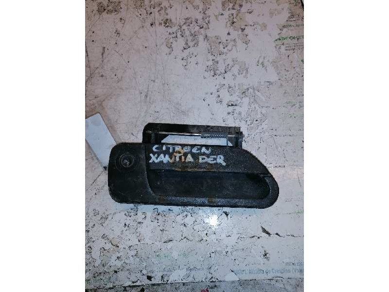 Recambio de maneta exterior delantera derecha para citroën xantia berlina 1.6 referencia OEM IAM 9610006377  