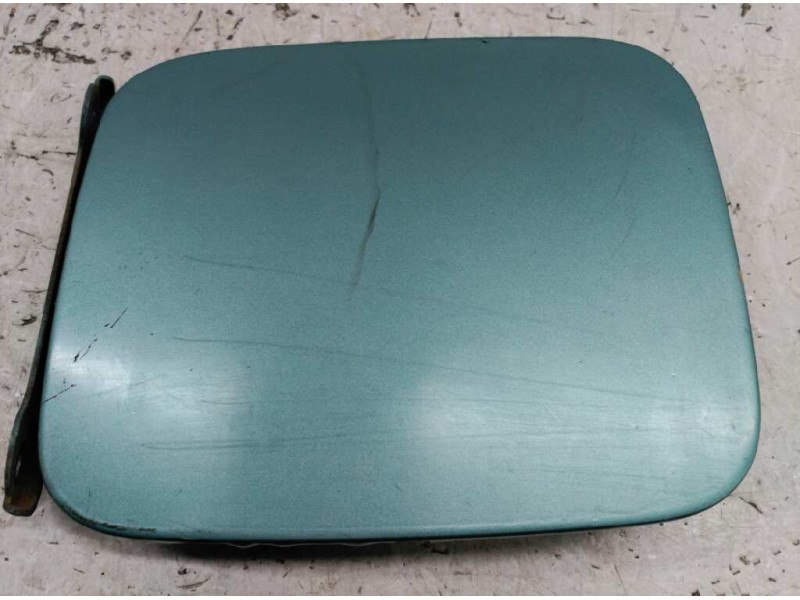 Recambio de tapa exterior combustible para nissan almera tino (v10m) acenta referencia OEM IAM 172214U110  