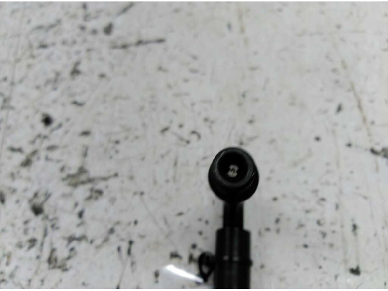 Recambio de inyector para nissan almera tino (v10m) acenta referencia OEM IAM 28930BU100  