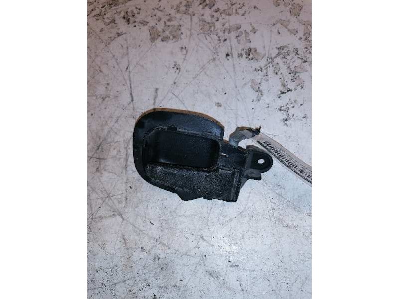 Recambio de maneta interior delantera derecha para bmw serie 3 berlina (e36) 318is referencia OEM IAM 51211960808  