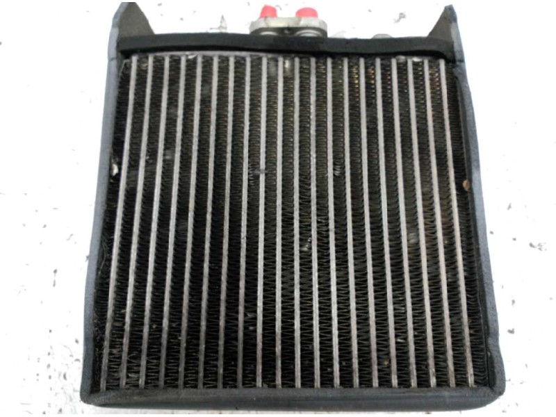 Recambio de radiador calefaccion / aire acondicionado para nissan almera tino (v10m) acenta referencia OEM IAM  AIRE ACONDICIONA