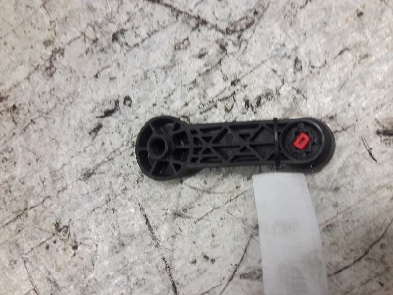 Recambio de maneta elevalunas trasera derecha para ford focus berlina (cak) ambiente referencia OEM IAM   