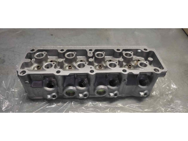 Recambio de culata para opel kadett e gl berlina referencia OEM IAM  NUEVO 