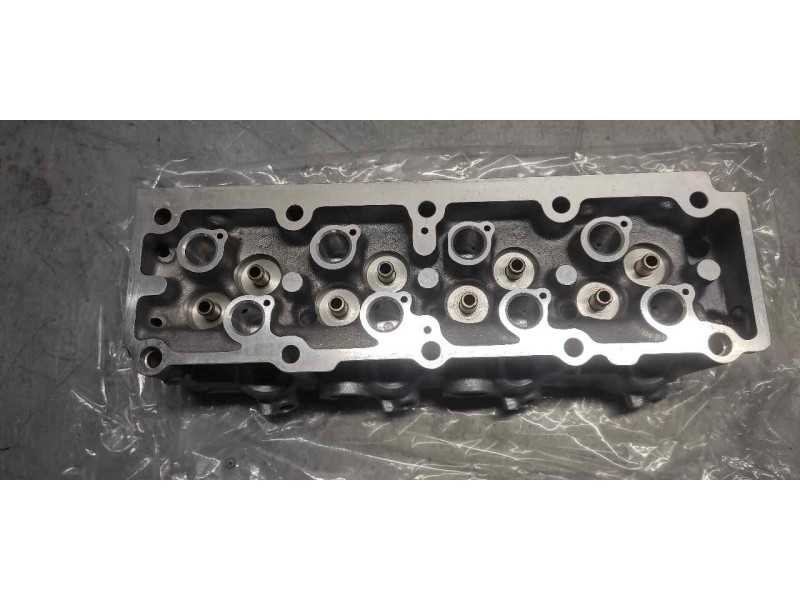 Recambio de culata para opel kadett e gl berlina referencia OEM IAM  NUEVO 
